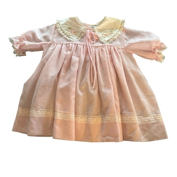 VTG 60’s Nanette Pastel Pink Swiss Dot Dress 2T Floral Appliqué Collar Lacey - Picture 6 of 7